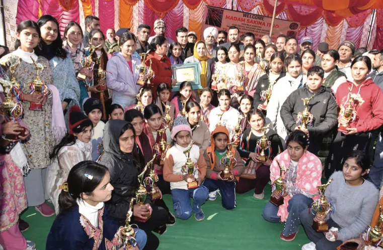 Sakeena Itoo Honors Top Performers at ISKOI India Karate Championship