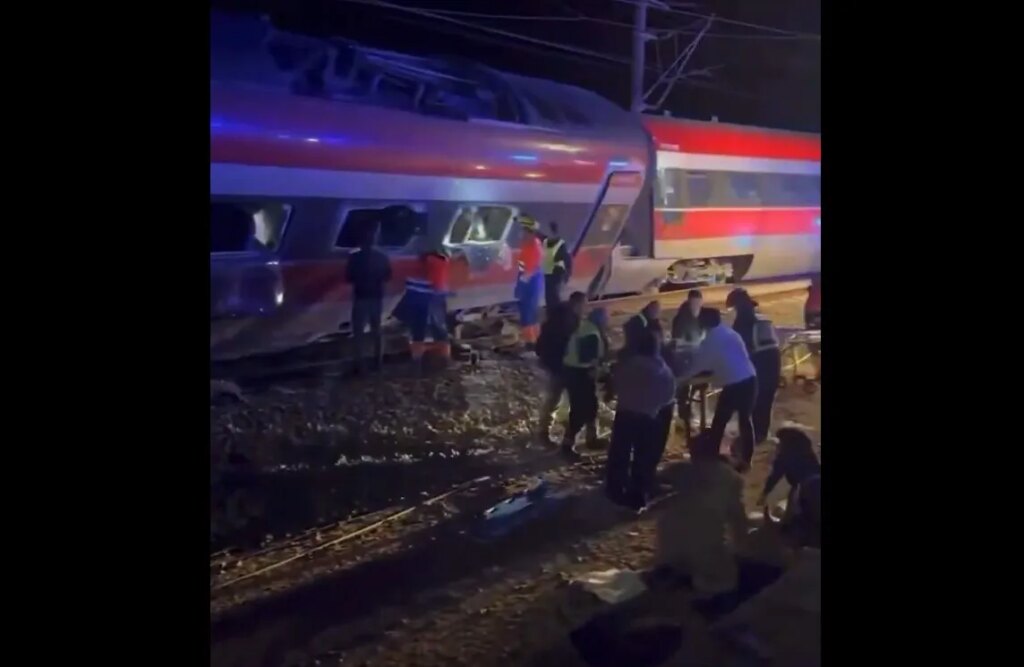 Tragedy on the Tracks: Deadly Collision Leaves 21 Dead and 30 Critical in Spain
