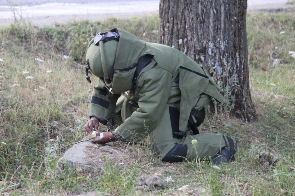Enhancing J&K Police’s Counter-IED Skills: Training with NSG in Udhampur